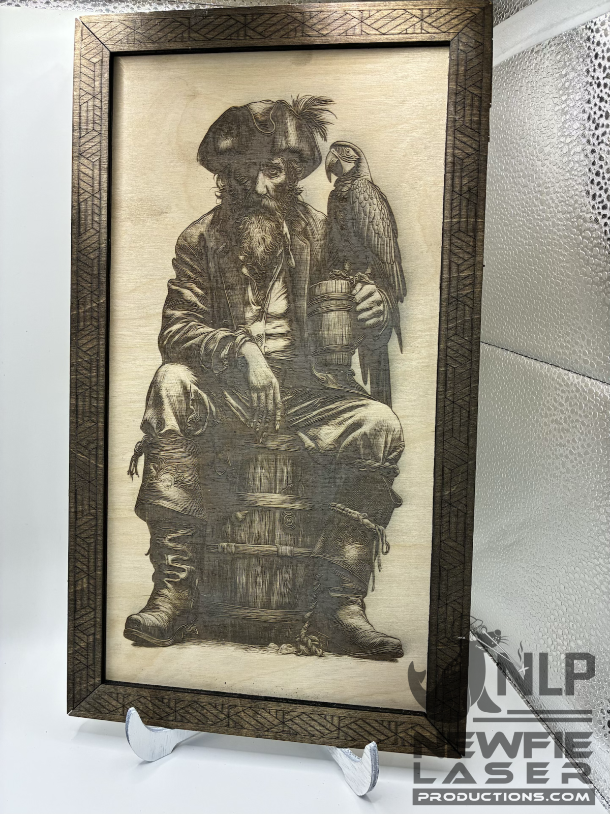 DEEP LASER ENGRAVE PIRATE & PARROTT INCLUDES FRAMES & STAND 11x14